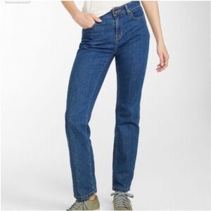 L.L. Bean Classic Fit 5 pocket Jeans Sz 14 M medium wash blue jeans